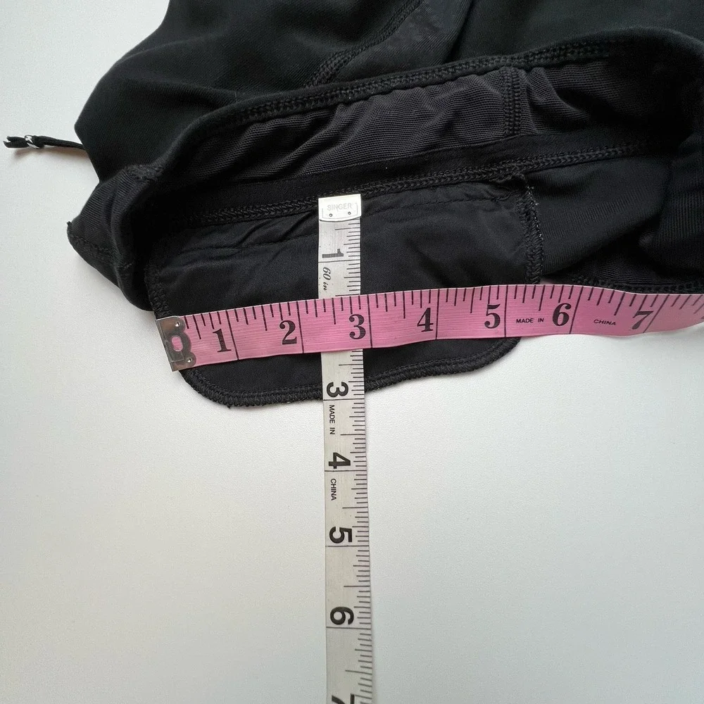 Nike approximate measurements